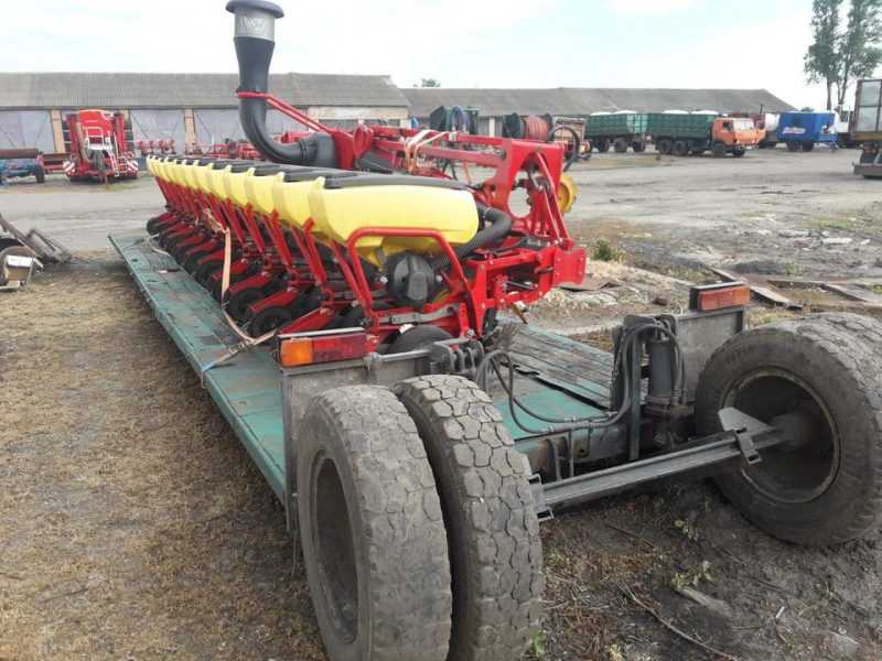 Продам сеялку Vaderstad 12-рядную.