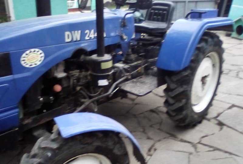 Міні трактор DW 244.