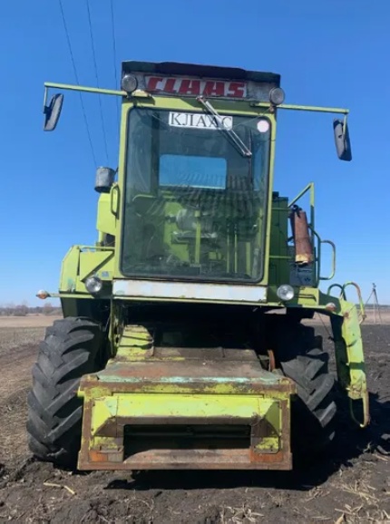 Комбаєн Claas Dominator 85