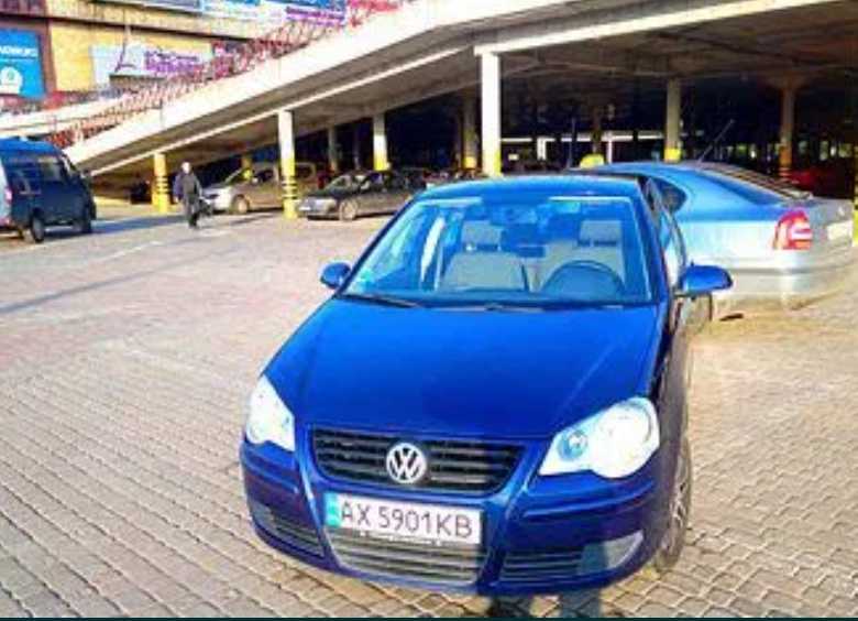 Продам машину Volkswagen polo срочно