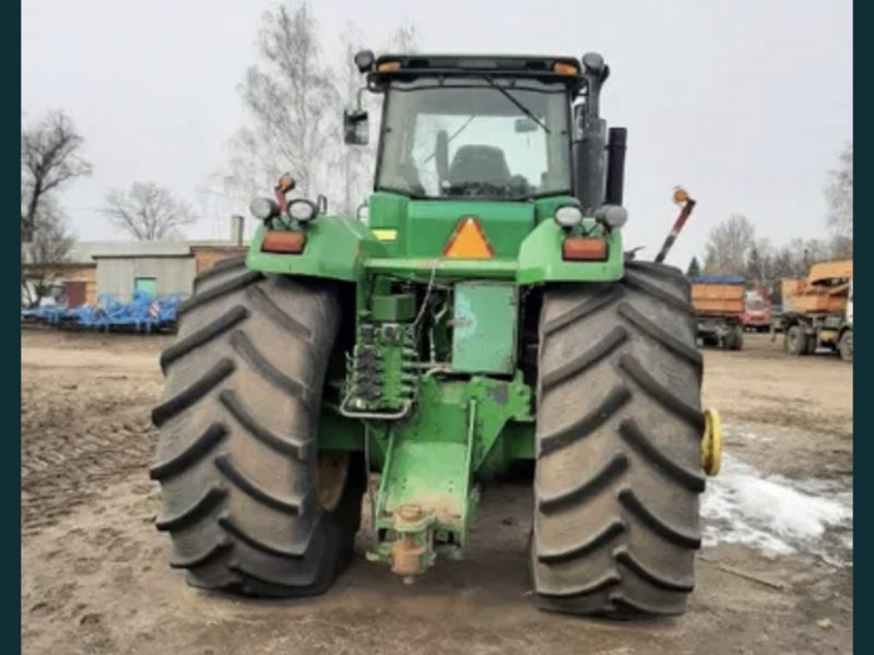 Трактор колісний John Deere 9530