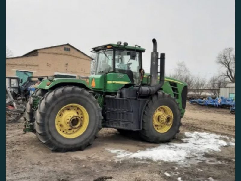 Трактор колісний John Deere 9530