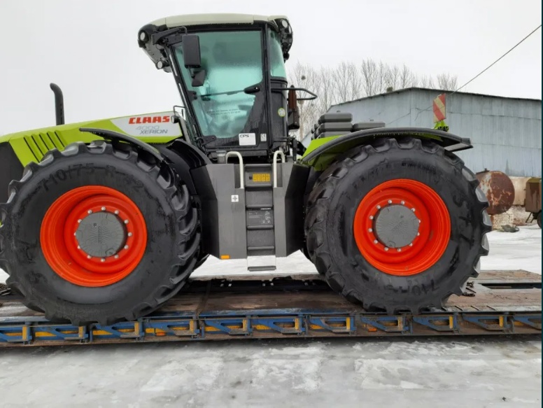 Трактор Claas Xerion 4000