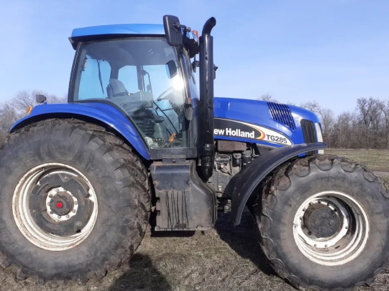 New Holland TG 285