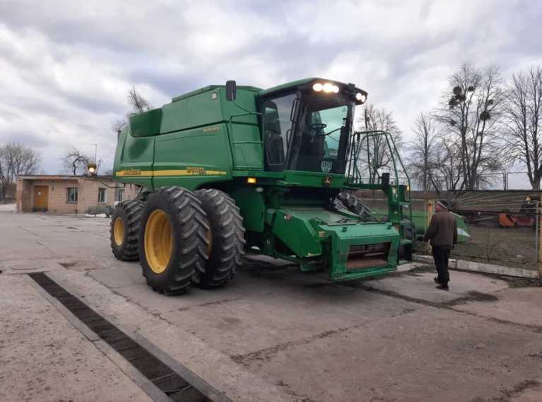 Услуги по уборке урожая Аренда комбайна,Услуги трала