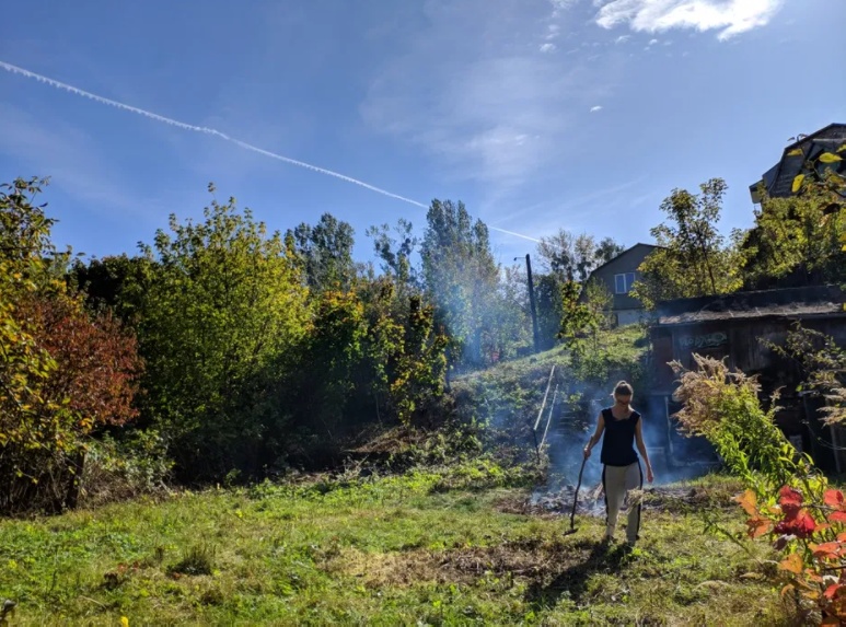 На підсипку бій віддам місце для вивозу землі