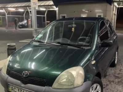 Toyota Yaris 2001