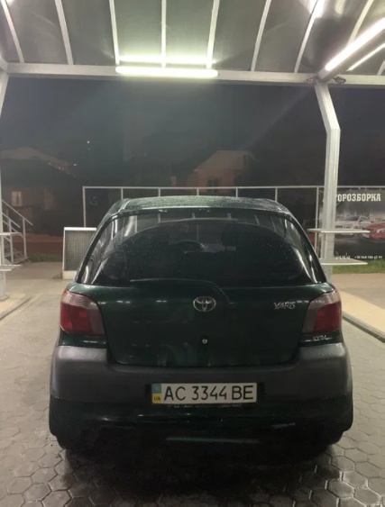 Toyota Yaris 2001