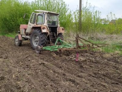 fortschritt zt 300 трактор більший та сильніший за мтз