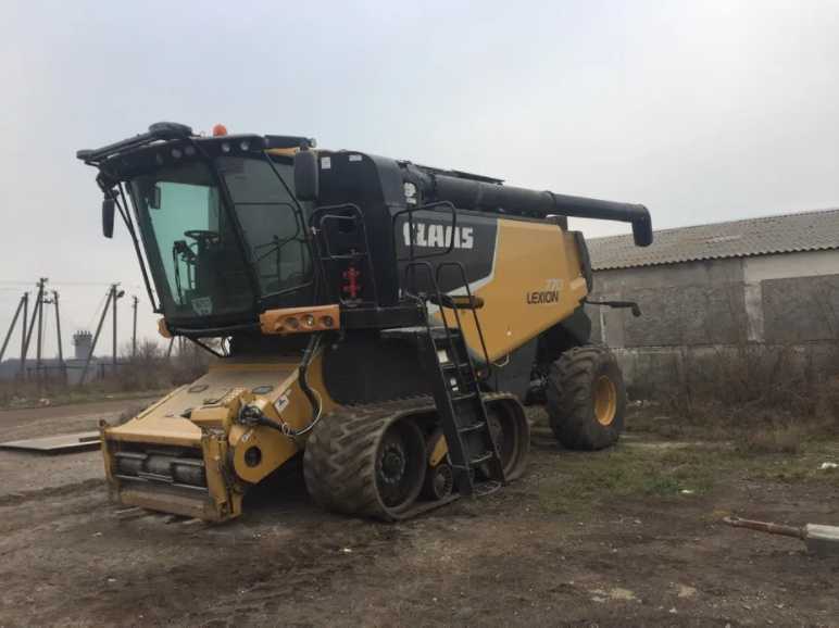 комбайн Claas Lexion 770