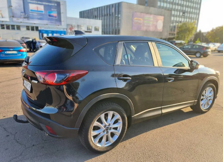 Mazda CX-5 Revolution 2012