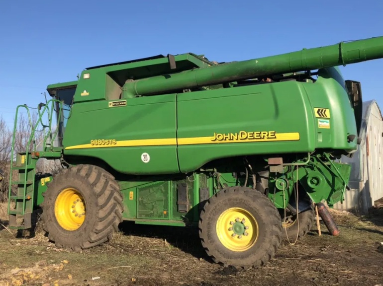 Продам John Deere 9880