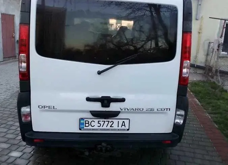 Продам Opel Vivaro