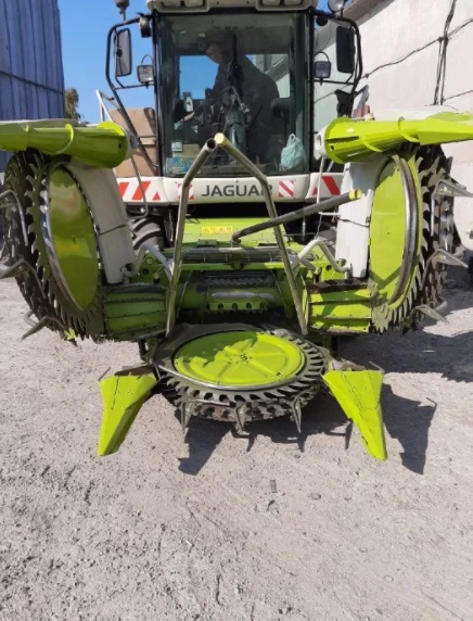 Жниварка (жатка)CLAAS RU 450 Xtra