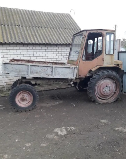 Продам трактор Т-16(не рабочий)