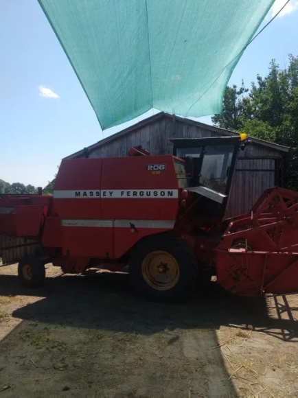 Комбайн Massey Ferguson 206